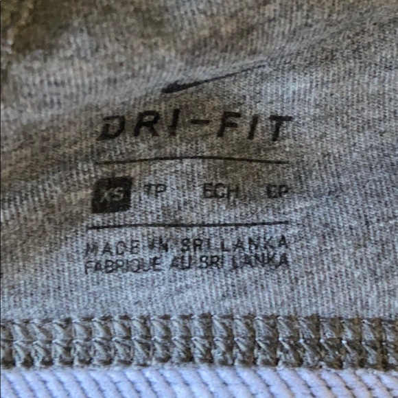 Nike Sportsbras - Picture 7 of 7